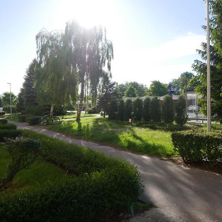 Apartament Waves & Sun Apartment Kolobrzeg Exterior photo