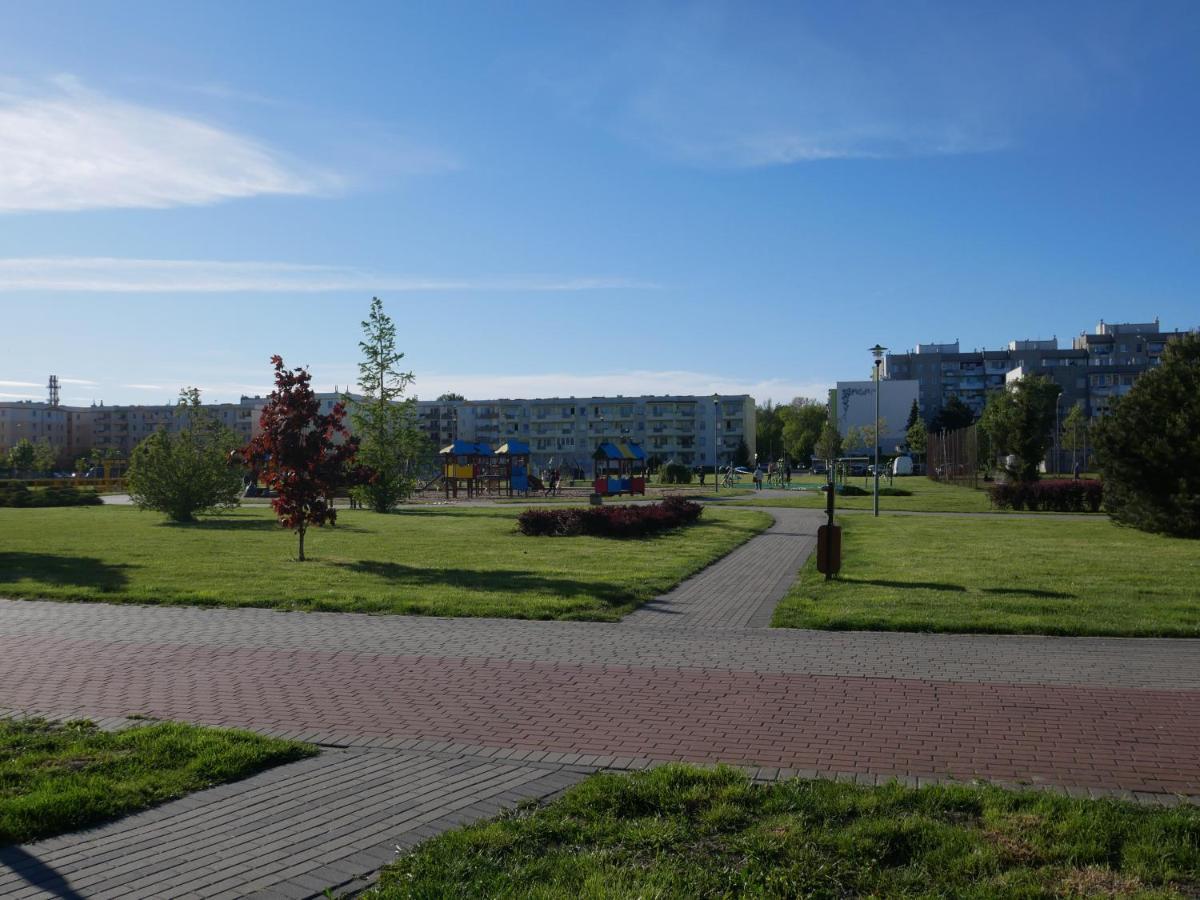 Apartament Waves & Sun Apartment Kolobrzeg Exterior photo